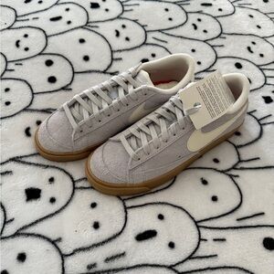 Nike Blazer Low Vintage 77 Football Gray Gum Womens 8 Men’s 6.5 NWOB